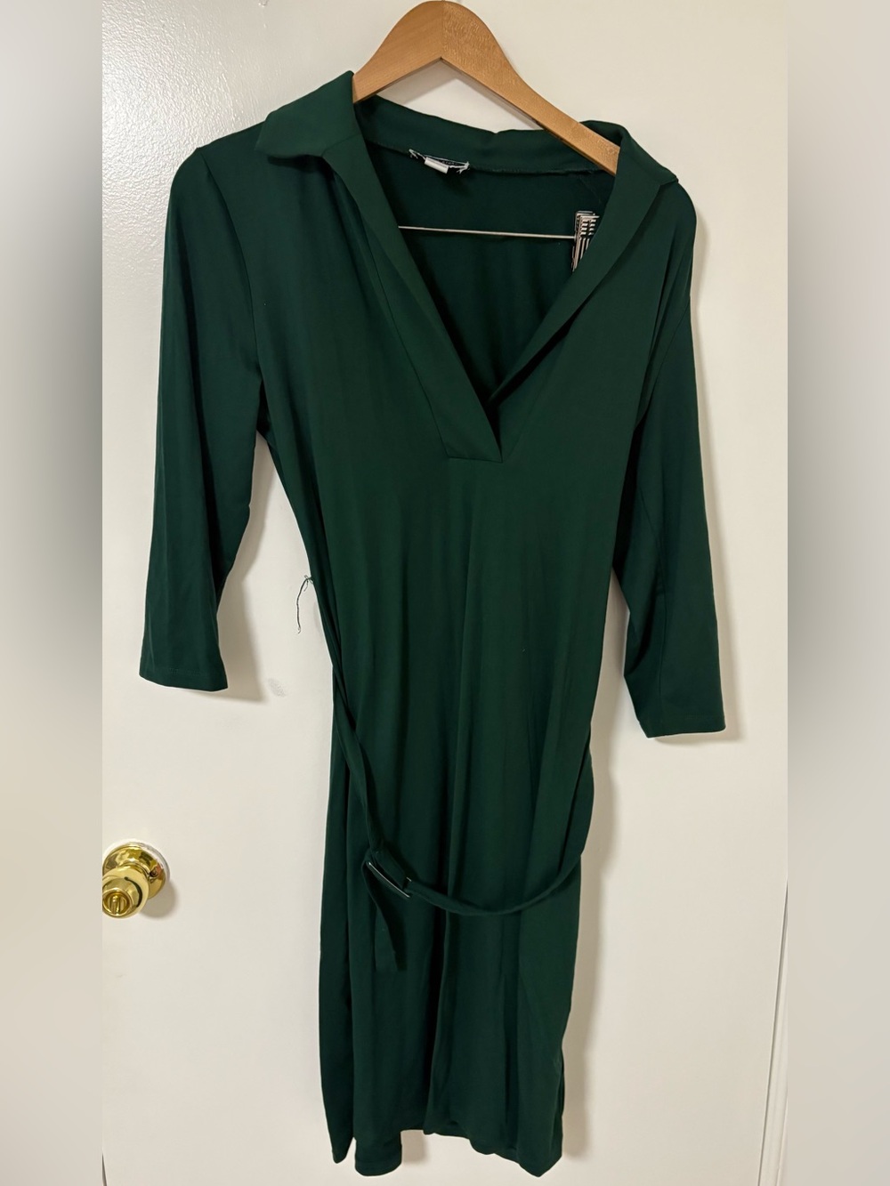Classic Forest Green Collared Midi Dress with Belt